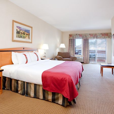 Holiday Inn Hotel & Suites Osoyoos By Ihg Exterior photo