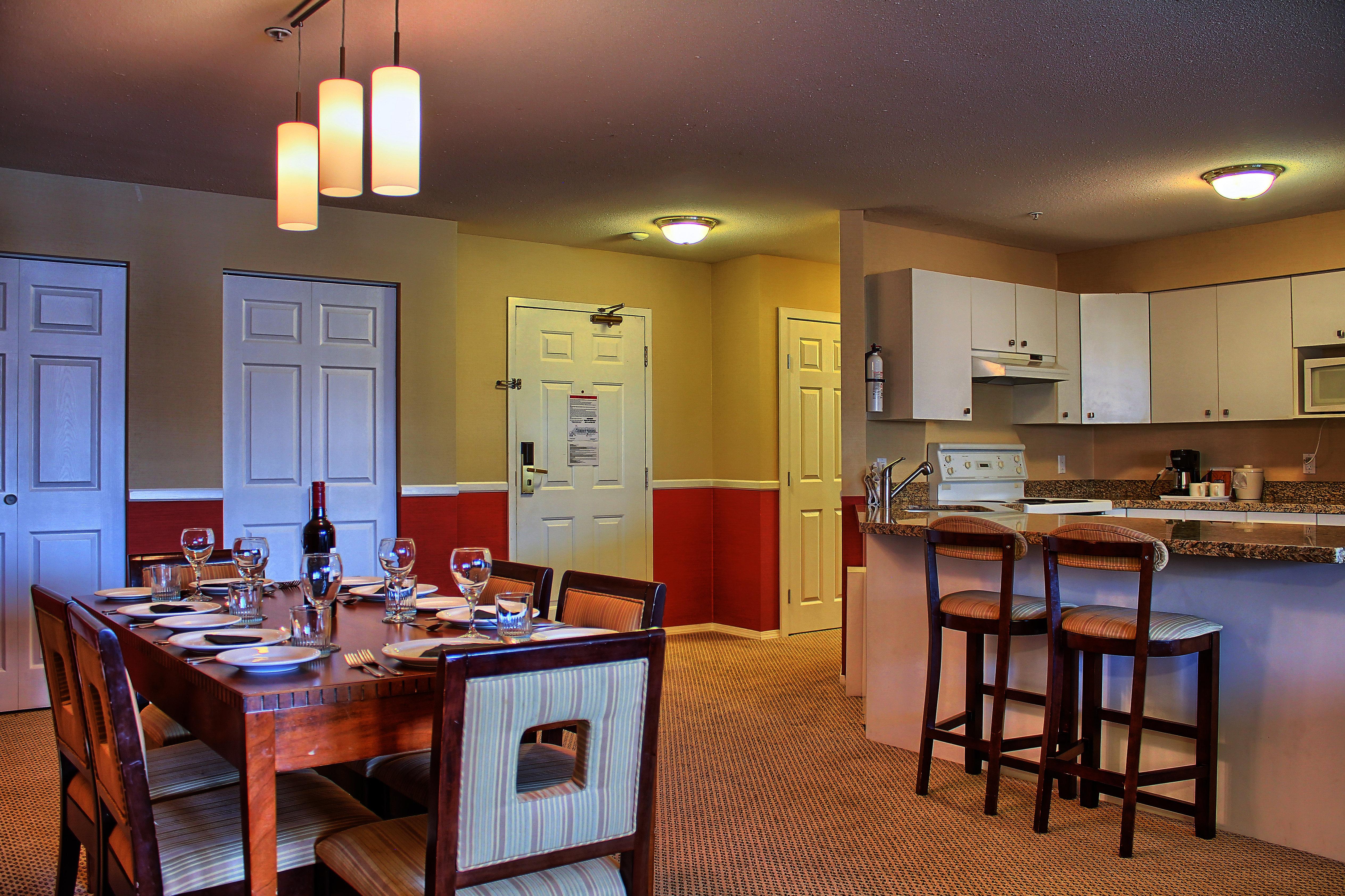Holiday Inn Hotel & Suites Osoyoos By Ihg Exterior photo