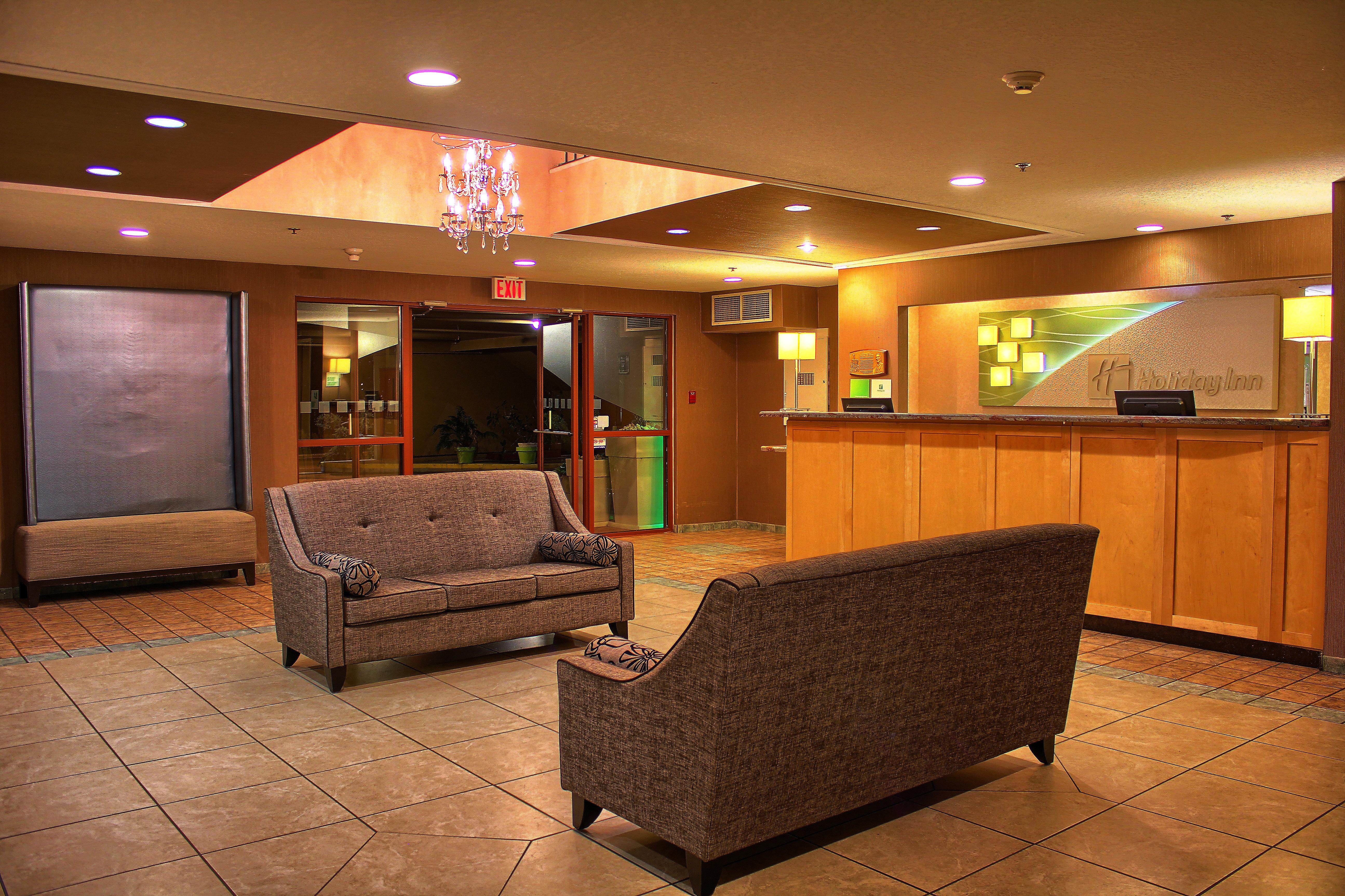 Holiday Inn Hotel & Suites Osoyoos By Ihg Exterior photo